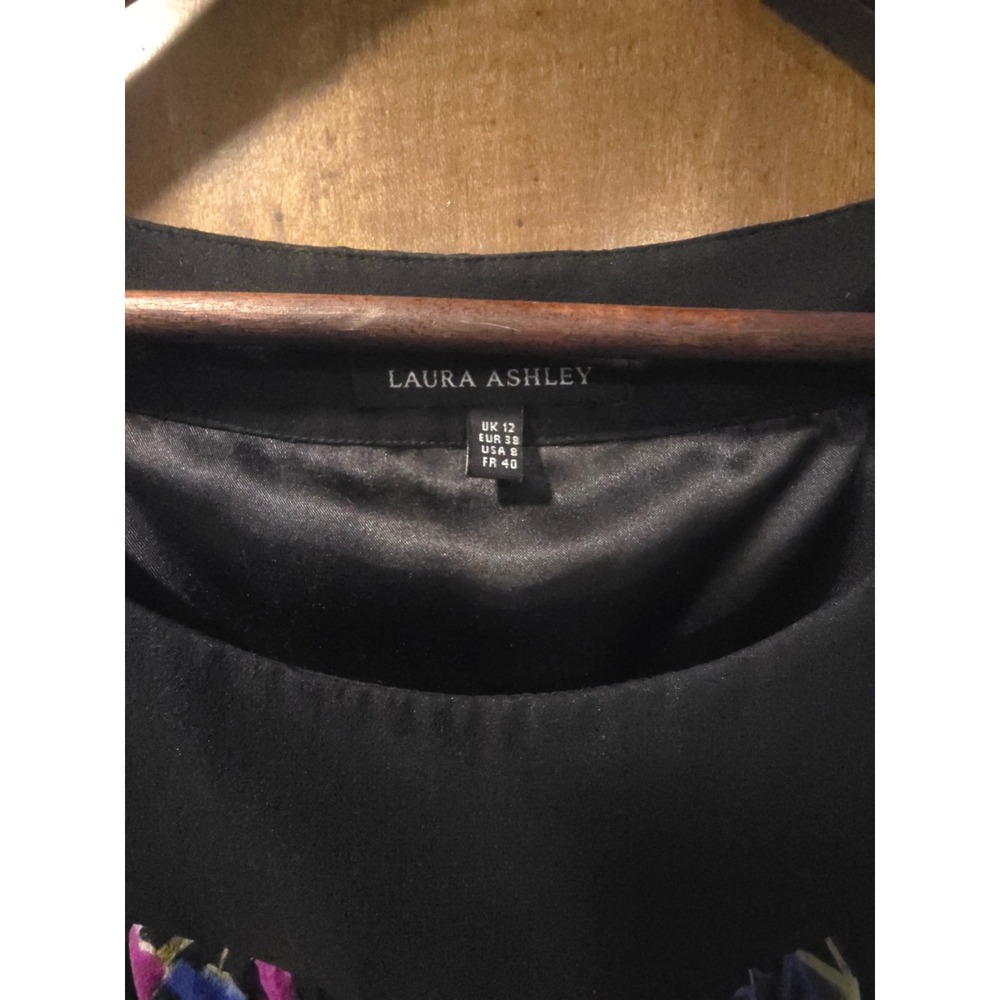 Laura Ashley Vintage Silk Floral Tulip Dress Black Purple Blue Sleeveless Size 8 - Picture 2 of 8
